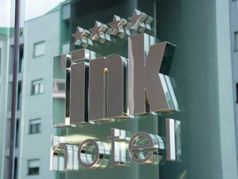 كوزنسا Link Hotel المظهر الخارجي الصورة